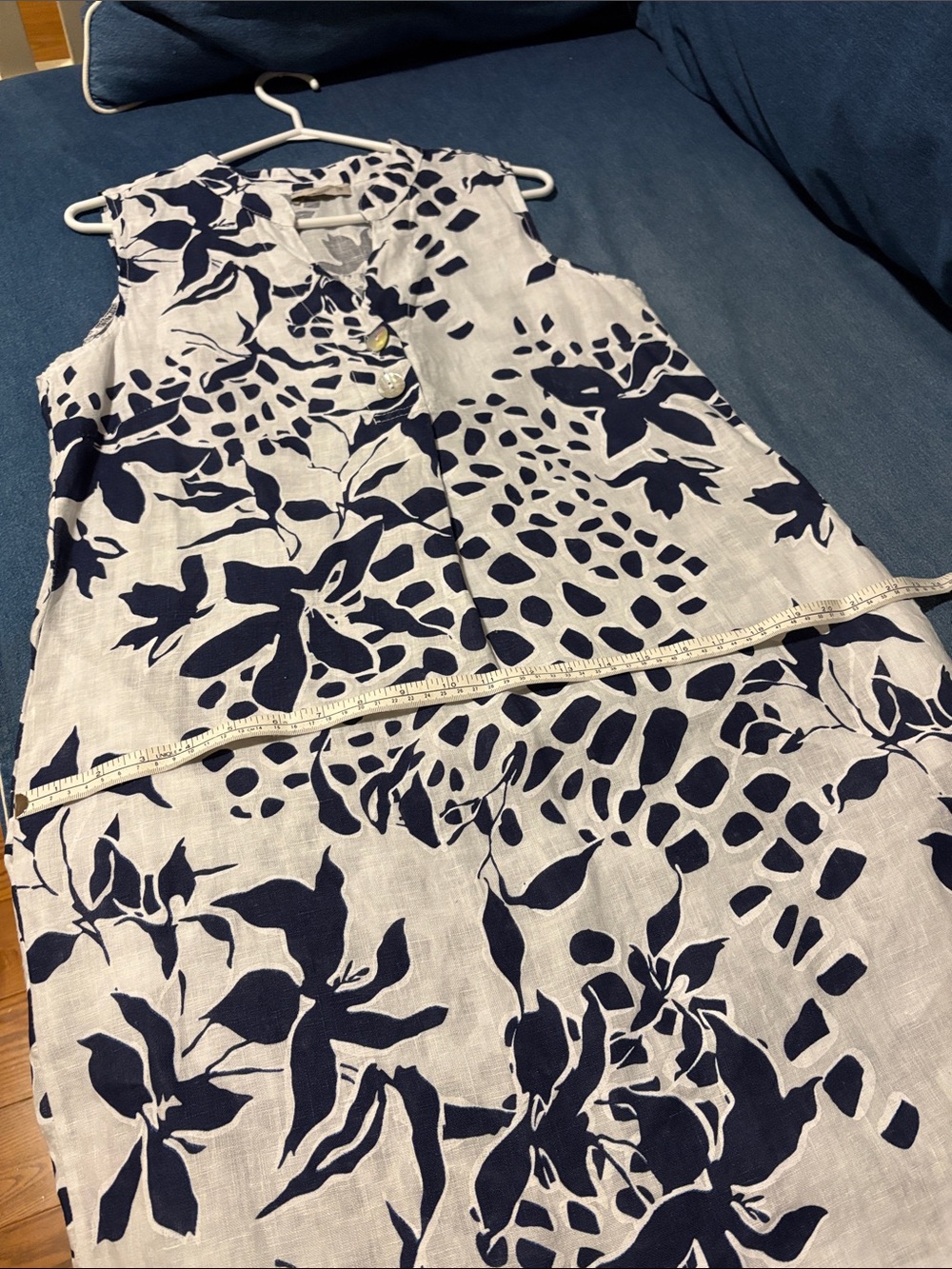 LINEN LUV Sleeveless Navy Floral Print Tunic DRESS - White & Navy. - Picture 10 of 11